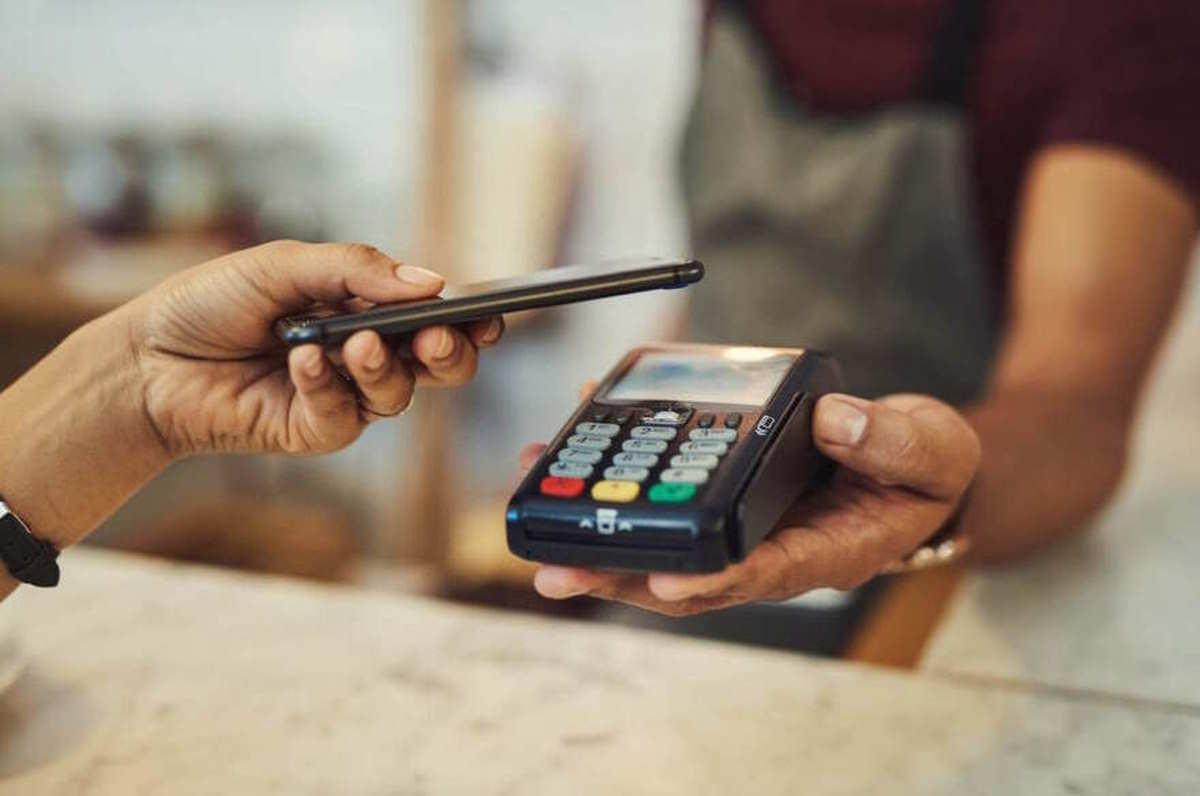 NFC cos'è, a cosa serve, come funziona e come pagare con il telefono